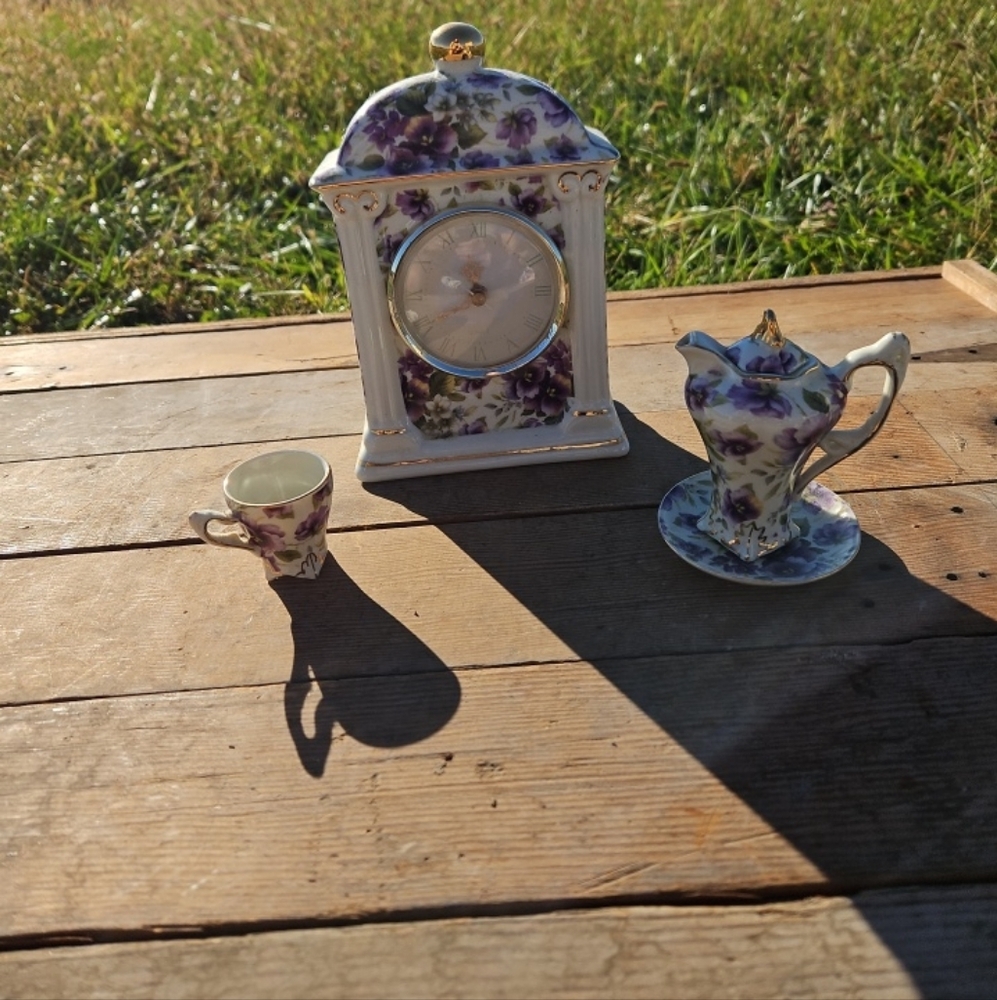 Victoria's Garden MINIATURE Porcelain Tea Set And ClockPurple Flowers Lowell, MA